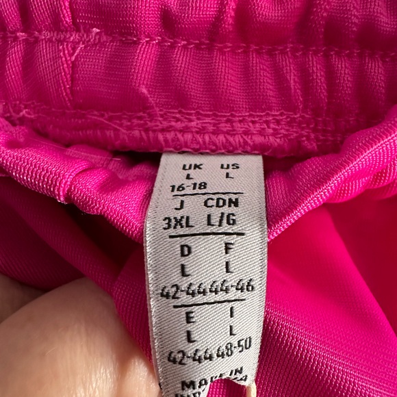Adidas women’s  Pink Track Pants. Size Large. NWT - Picture 7 of 9